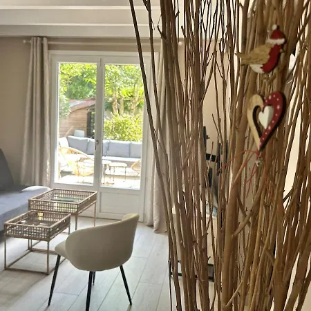 Ferienhaus De Gamme 11 Personnes Jacuzzi Prive